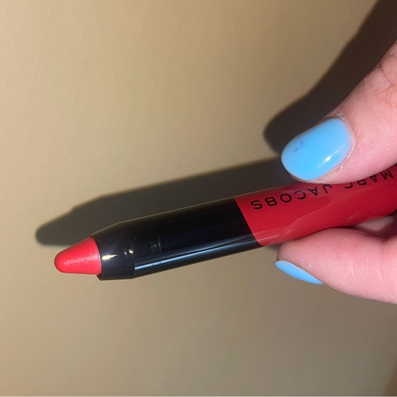 ‼️Limited Edition‼️NEW‼️Marc Jacobs 340 HOW ROUGE Liquid Lip Crayon - Picture 2 of 16